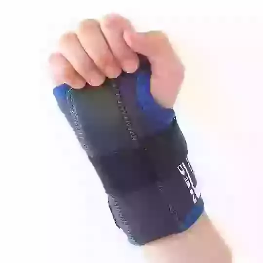 Neo G Kids Stabilized Wrist Brace, Left